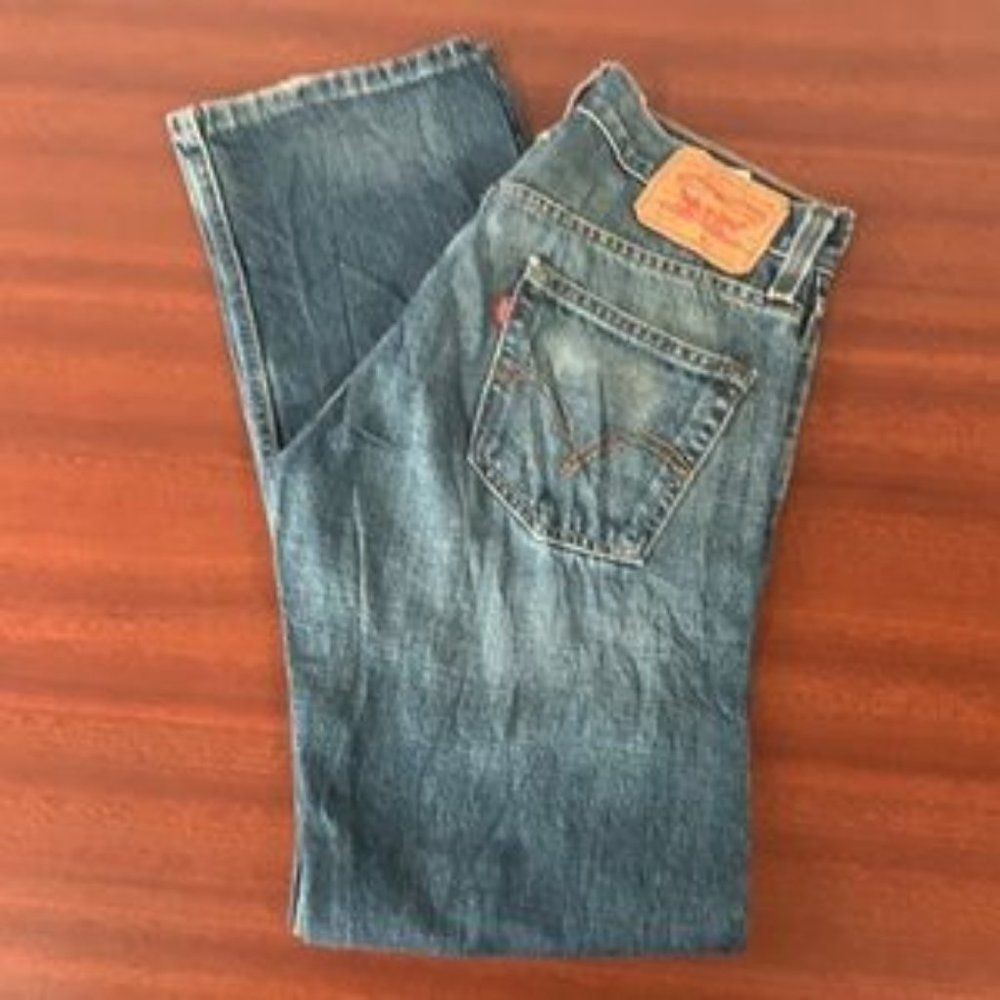 Tiny vintage man’s 514 Levi’s mom jeans - Picture 1 of 9